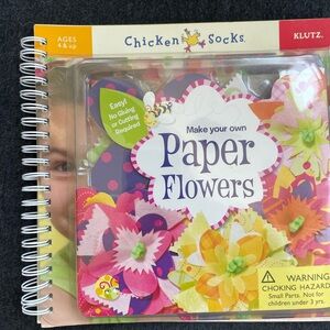 Chicken Socks Paper Flowers Craft Kit - Multicolor